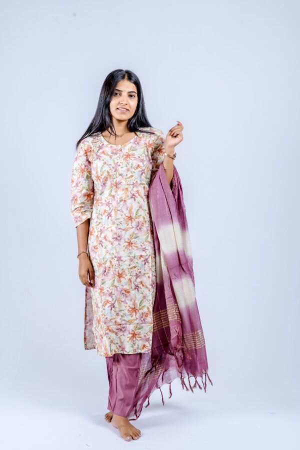 Lavender ethnic suit set - Image 2
