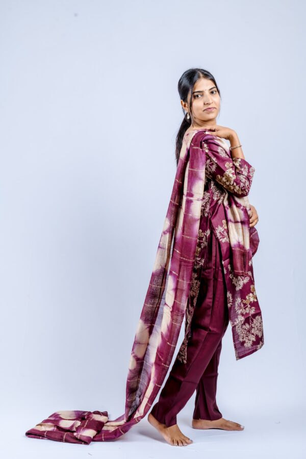 Maroon-Purple with Beige Floral Print & Tie-Dye - Image 4