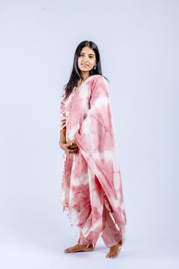 Graceful Pink Tie-Dye Cotton Suit Set - Image 5