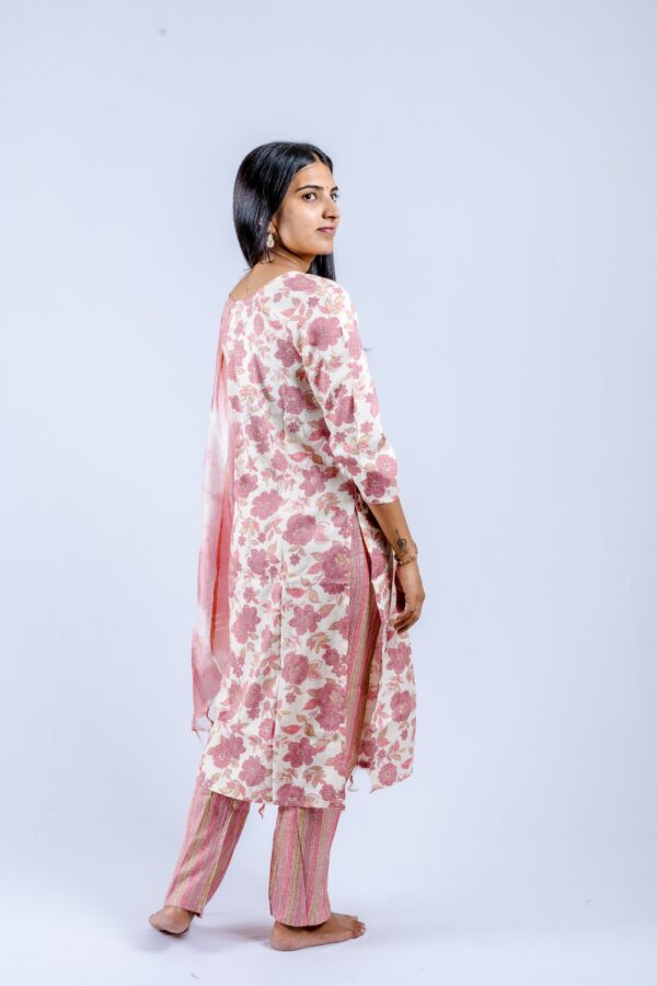 Graceful Pink Tie-Dye Cotton Suit Set - Image 7