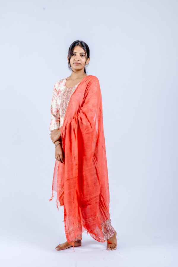 Peach and Red floral printed kurta set.