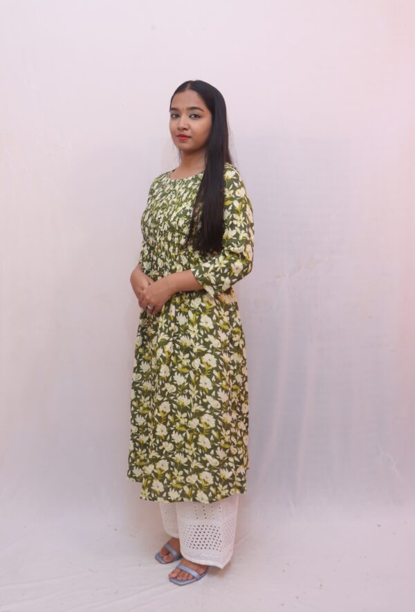 Olive green with white floral print - Image 5