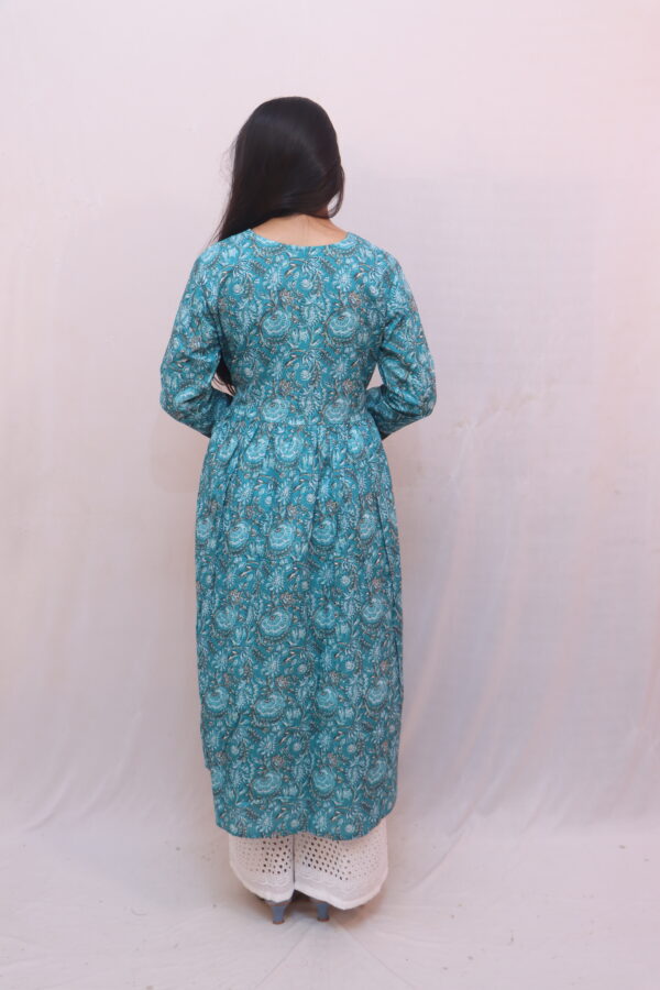 Teal Blue with Black & White detailing - Image 6