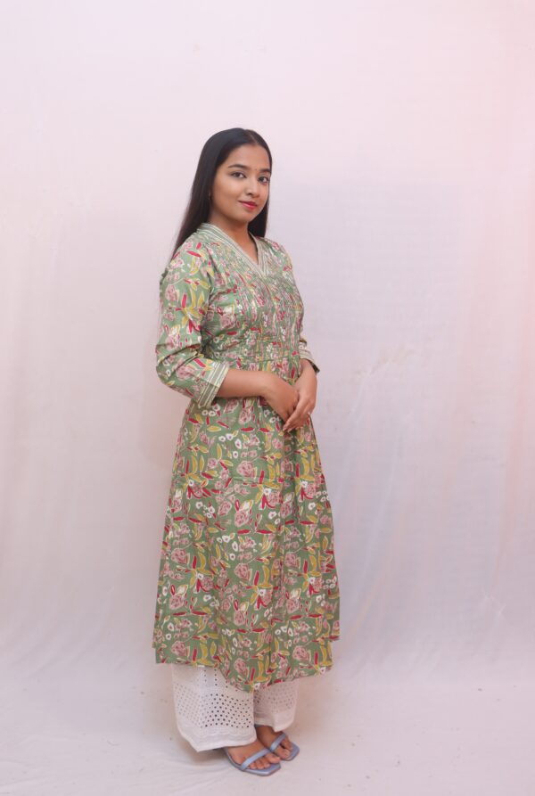 Olive green with multicolor floral print - Image 5