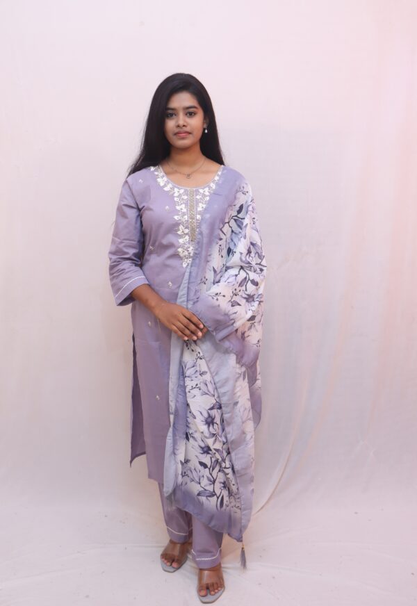 Lavender with white embroidery straight-cut suit set - Image 2