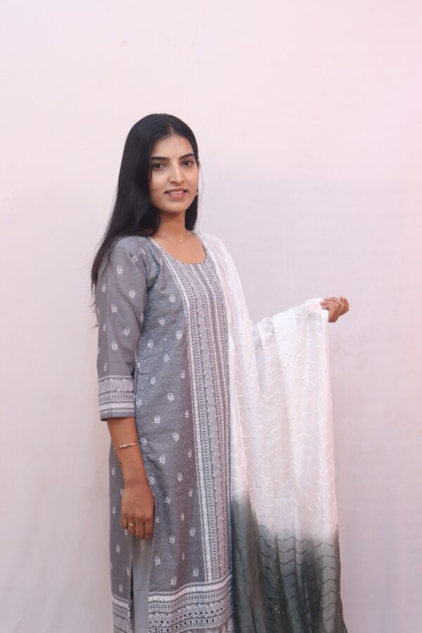 Grey Printed Kurta Set with White Pants & Ombre Dupatta - Image 5