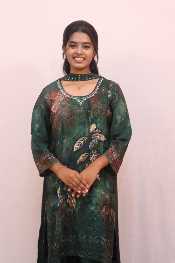Elegant Dark Green Printed Kurta Set - Image 3